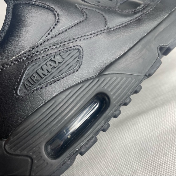 Nike Air Max 90 LTR Kids Sneakers Size 5Y Triple Black 833412-001 - Picture 6 of 15